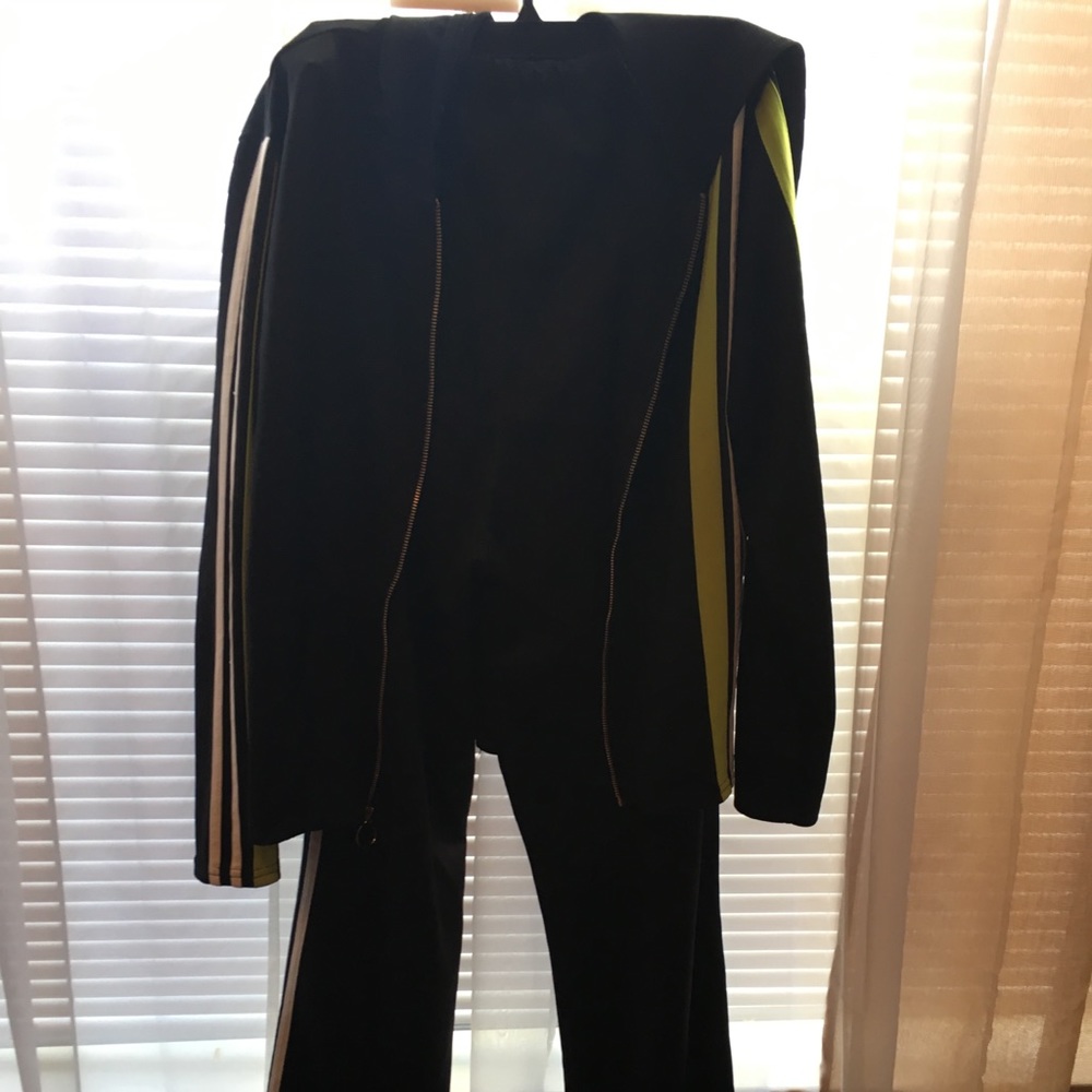 Suit suit